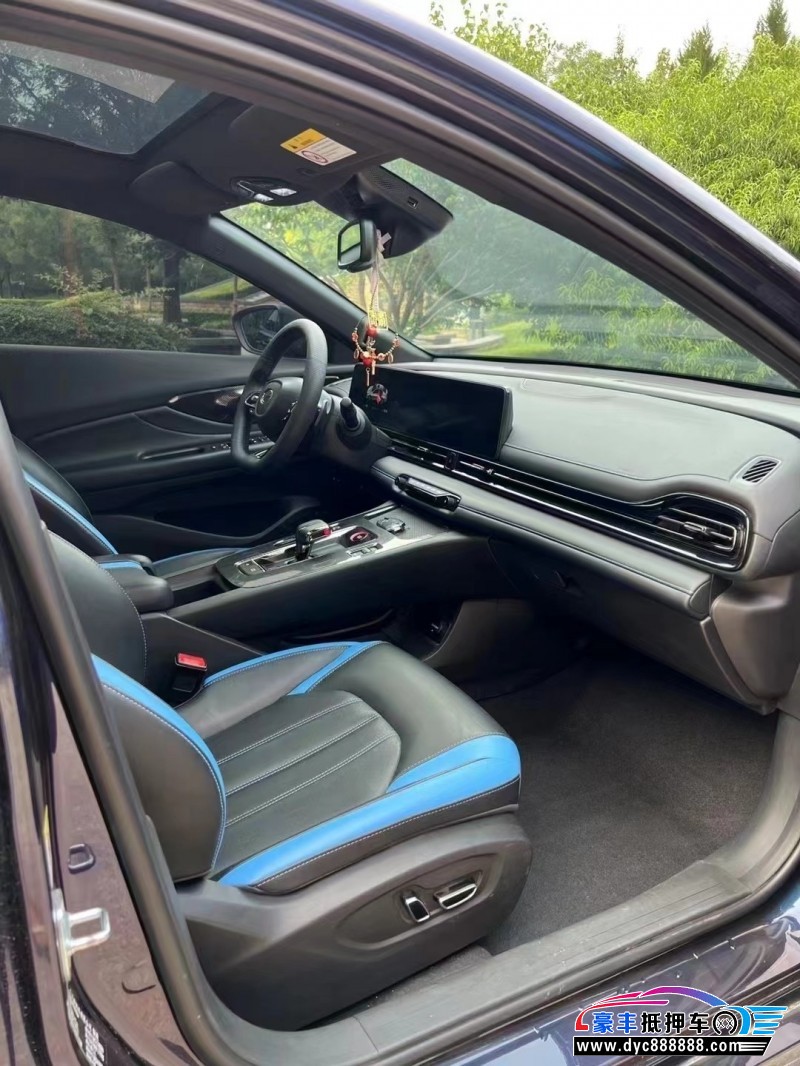 22年传祺影豹轿车抵押车出售