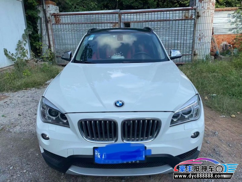 13年宝马X1轿车抵押车出售