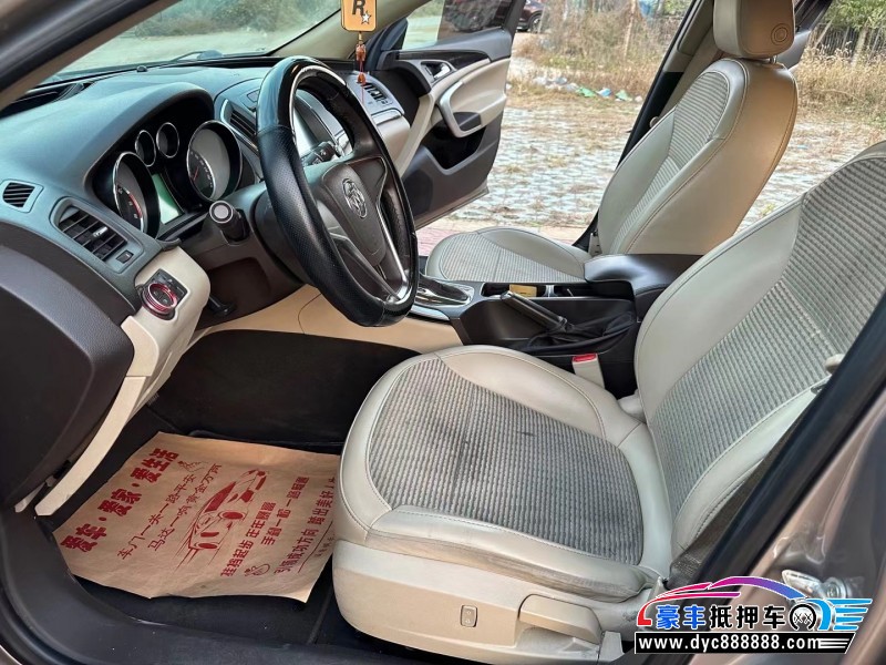 15年别克君威轿车抵押车出售