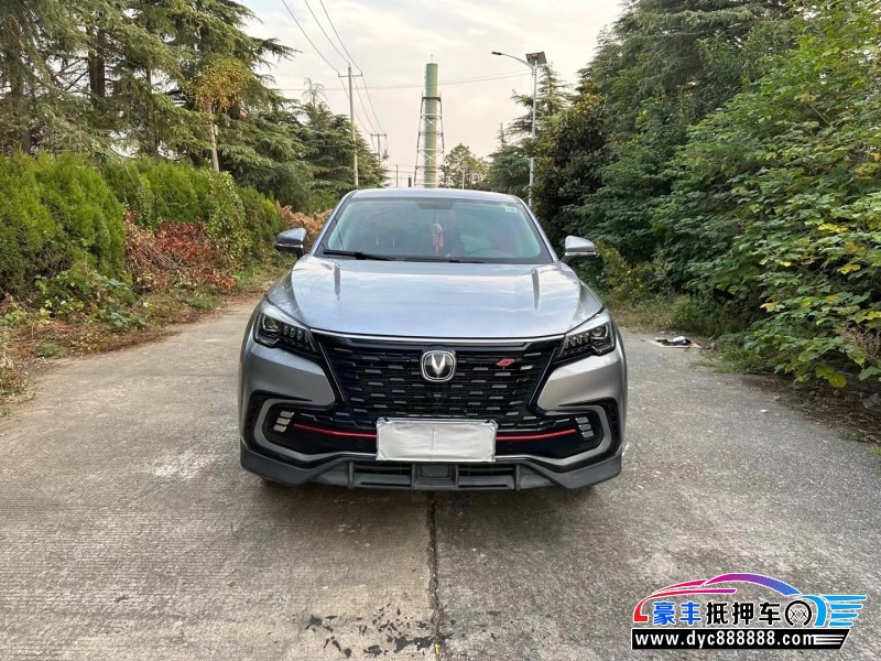 22年长安长安cs85轿车抵押车出售