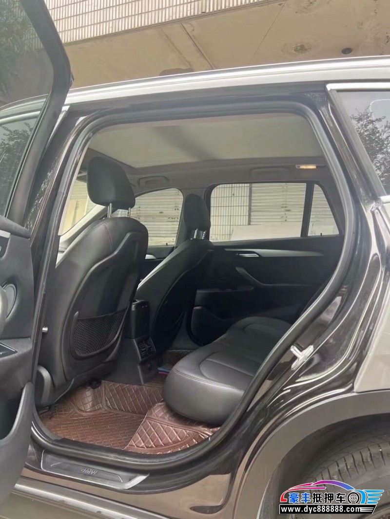 18年宝马X1轿车抵押车出售