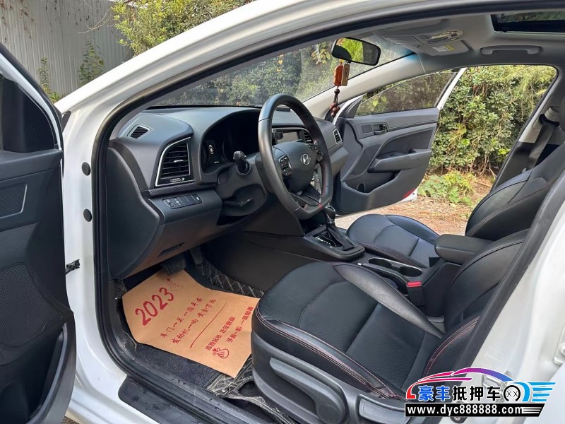 19年现代领动轿车抵押车出售