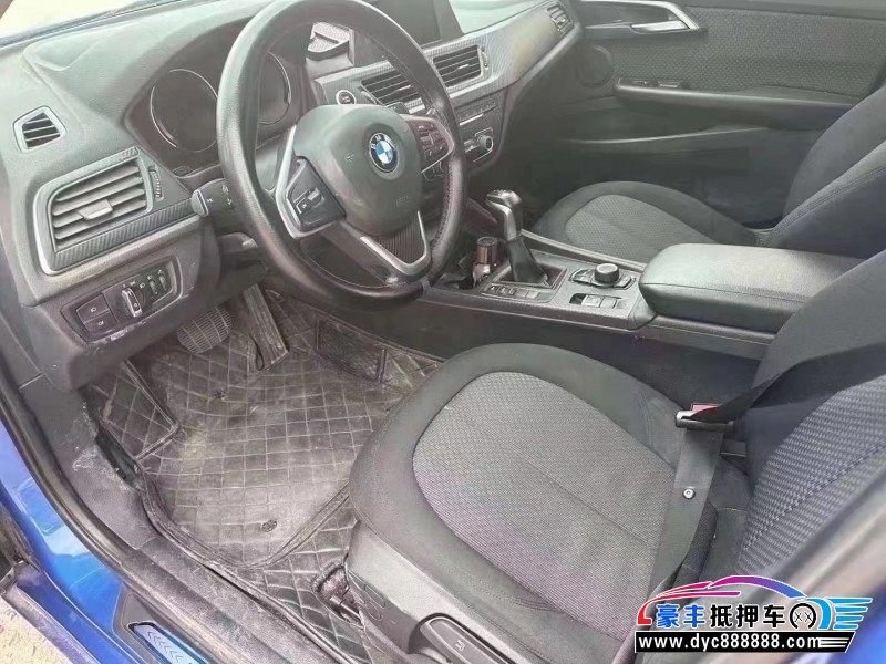 18年宝马1系轿车抵押车出售