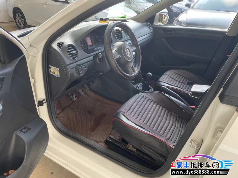 17年大众捷达轿车抵押车出售