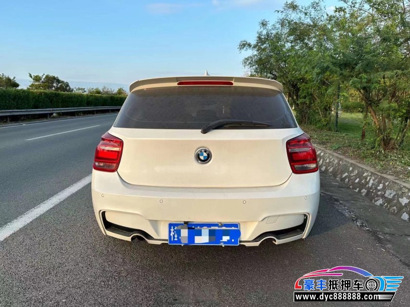 15年宝马1系轿车抵押车出售