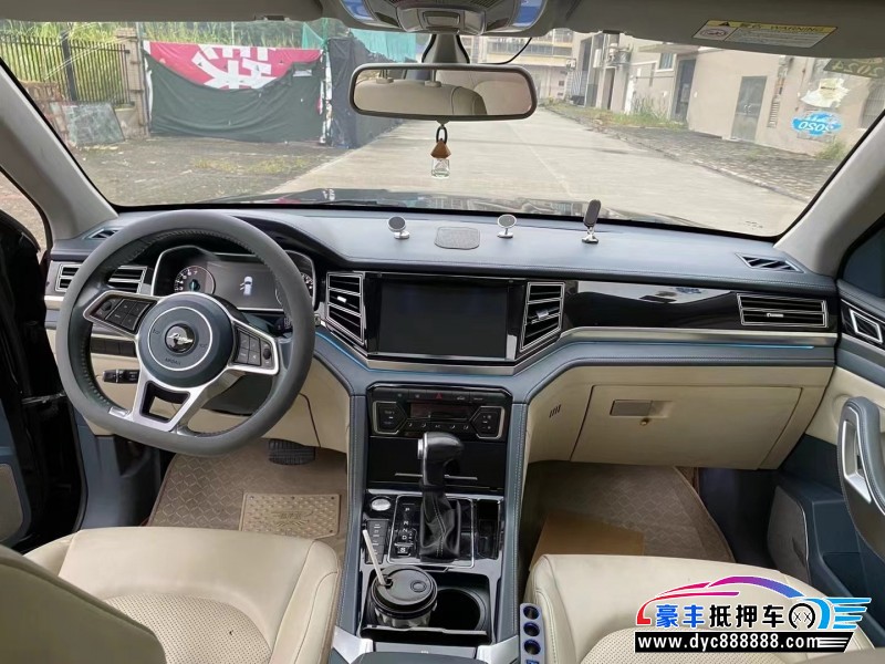 18年众泰大迈X7SUV抵押车出售