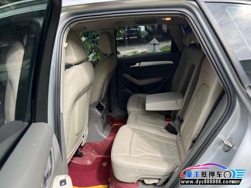 13年奥迪Q5SUV抵押车出售