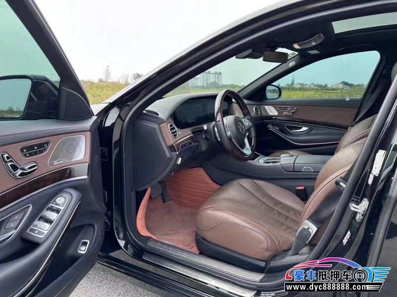 19年奔驰S轿车抵押车出售