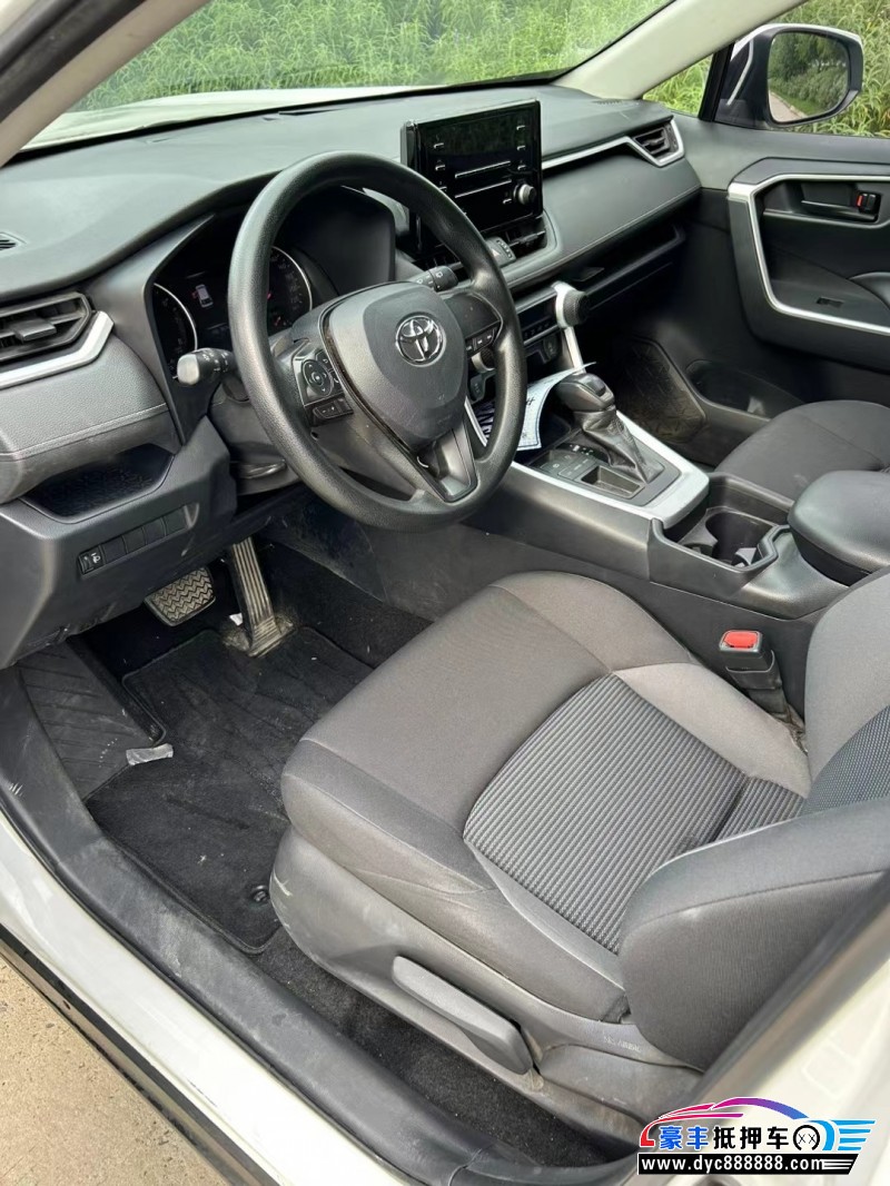 20年丰田威兰达SUV抵押车出售