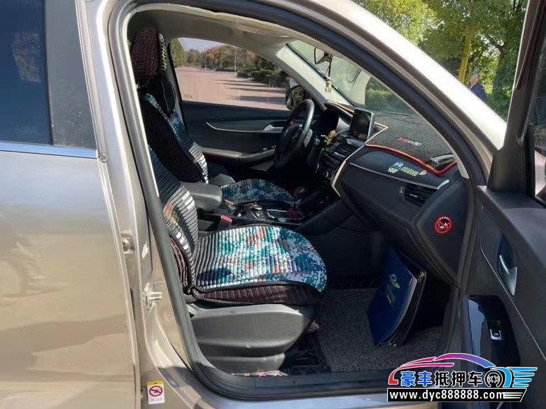 18年宝沃宝沃BX5轿车抵押车出售