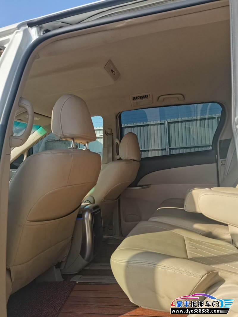 19年丰田普瑞维亚MPV抵押车出售