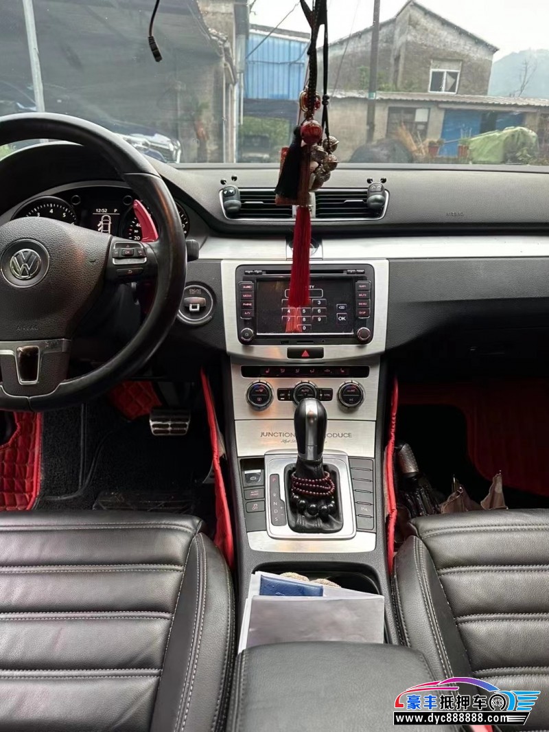 17年大众CC轿车抵押车出售