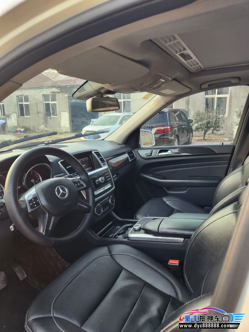 13年奔驰MLSUV抵押车出售