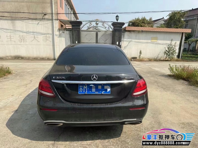 18年奔驰E轿车抵押车出售