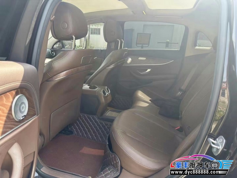 18年奔驰E轿车抵押车出售