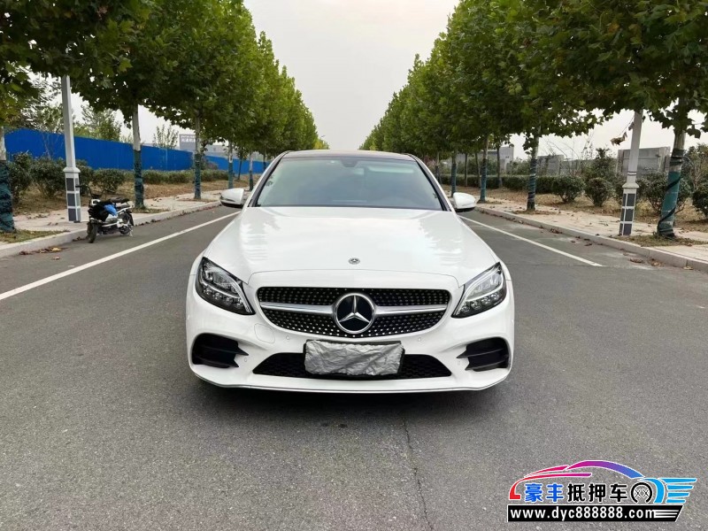 20年奔驰C轿车抵押车出售