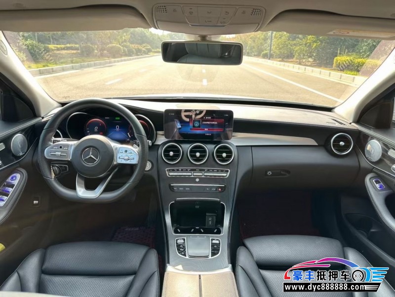 20年奔驰C轿车抵押车出售