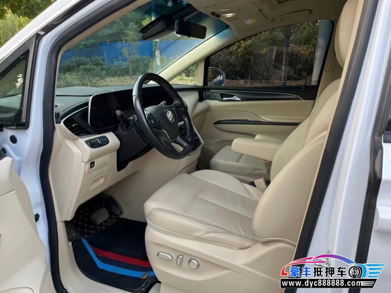 22年别克GL8MPV抵押车出售