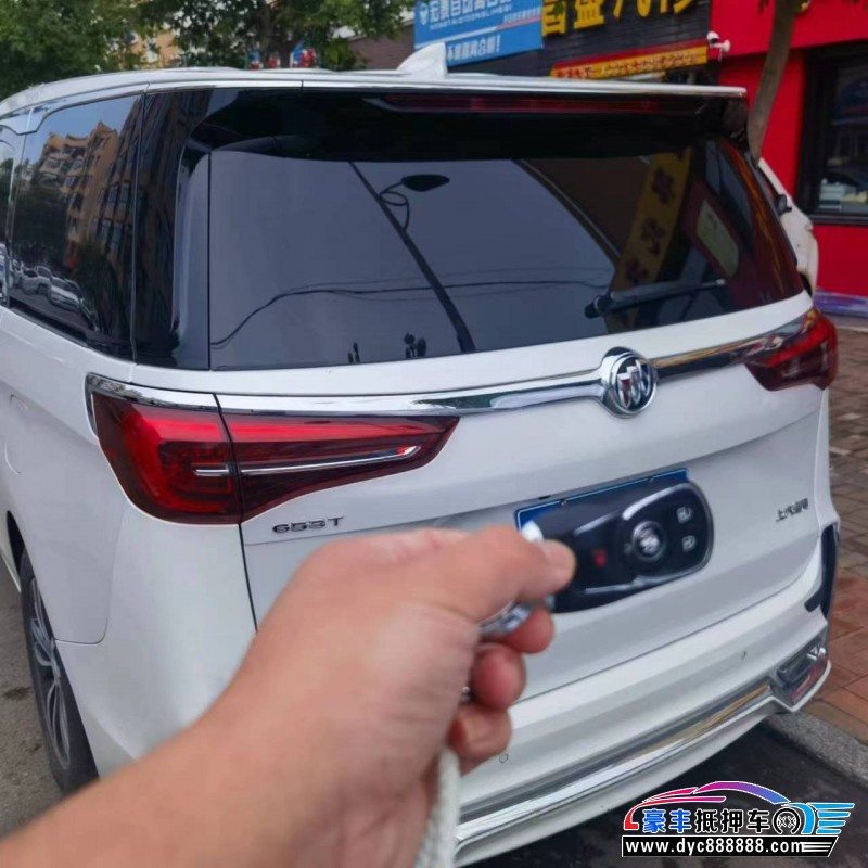 20年别克GL8MPV抵押车出售