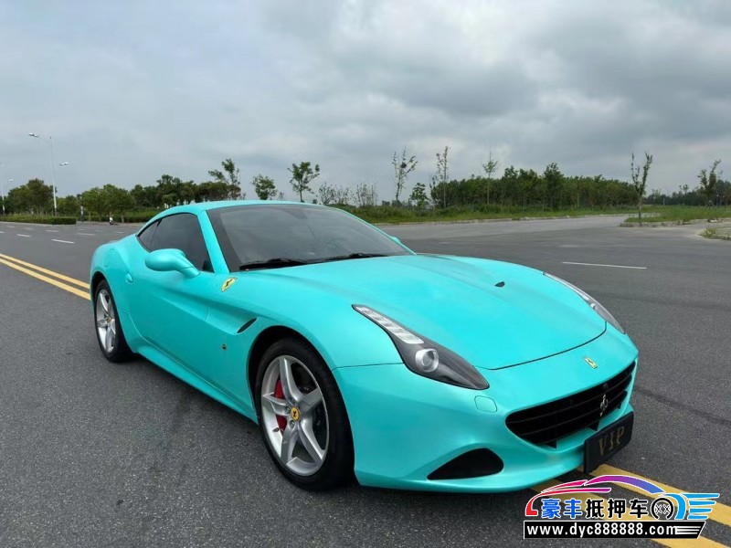 15年法拉利California T轿车抵押车出售