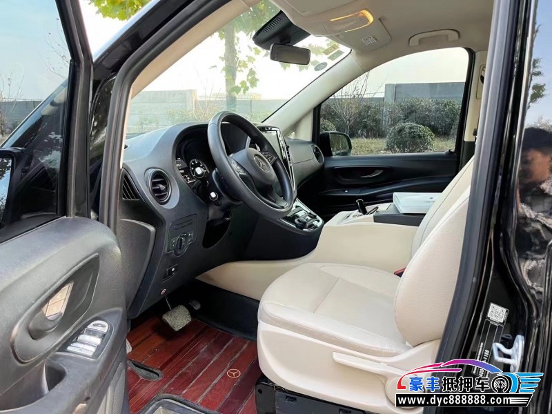 19年奔驰威霆MPV抵押车出售