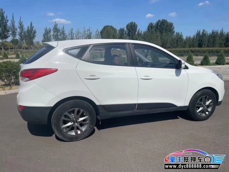 15年现代ix35SUV抵押车出售