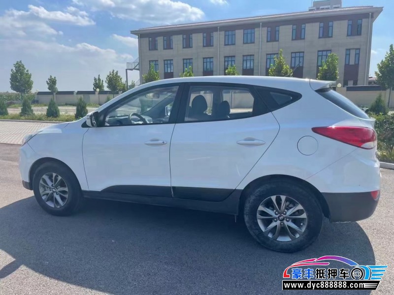 15年现代ix35SUV抵押车出售