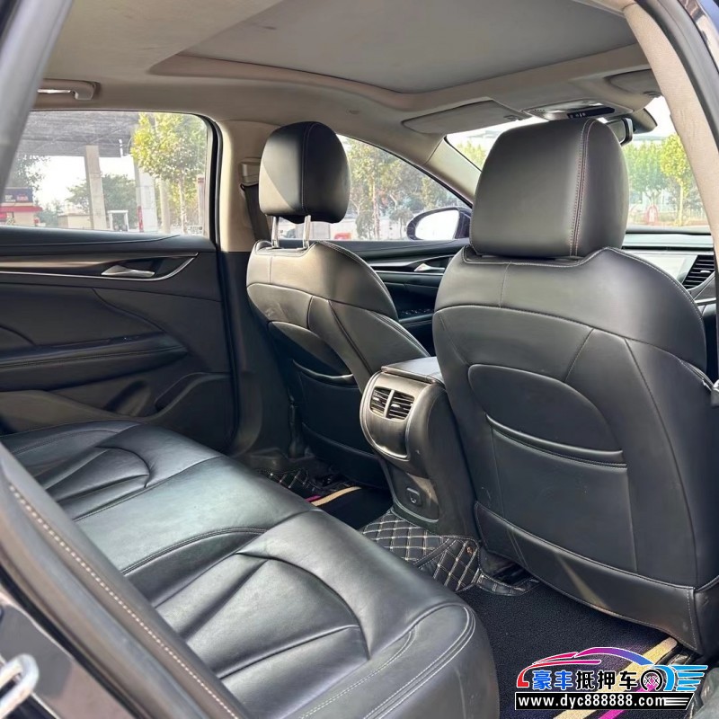 20年别克君越轿车抵押车出售