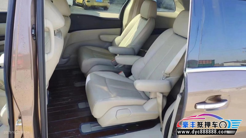 20年别克GL8MPV抵押车出售