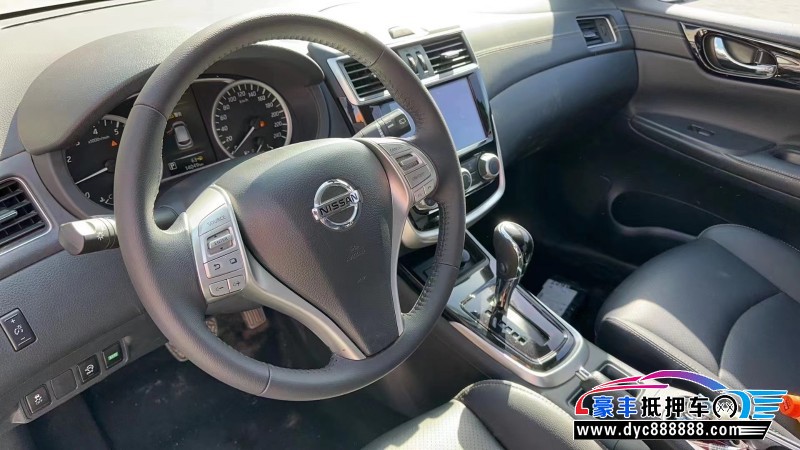 22年日产骐达轿车抵押车出售