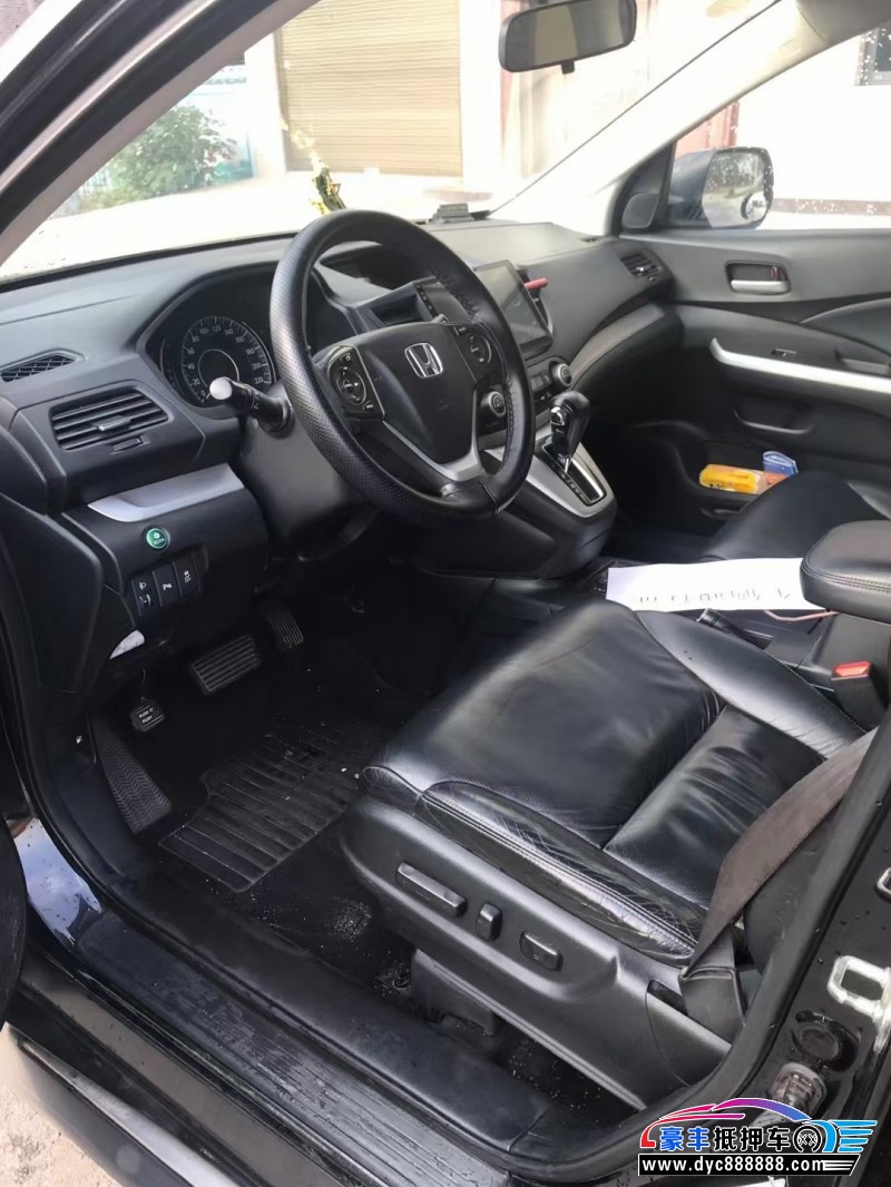 13年本田CR-V轿车抵押车出售