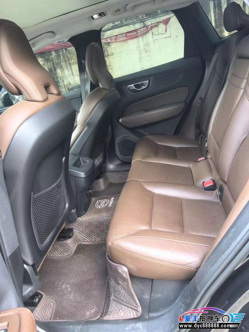 19年沃尔沃XC60轿车抵押车出售
