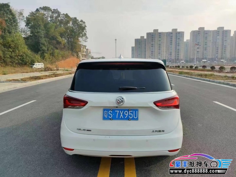 18年别克别克GL6MPV抵押车出售