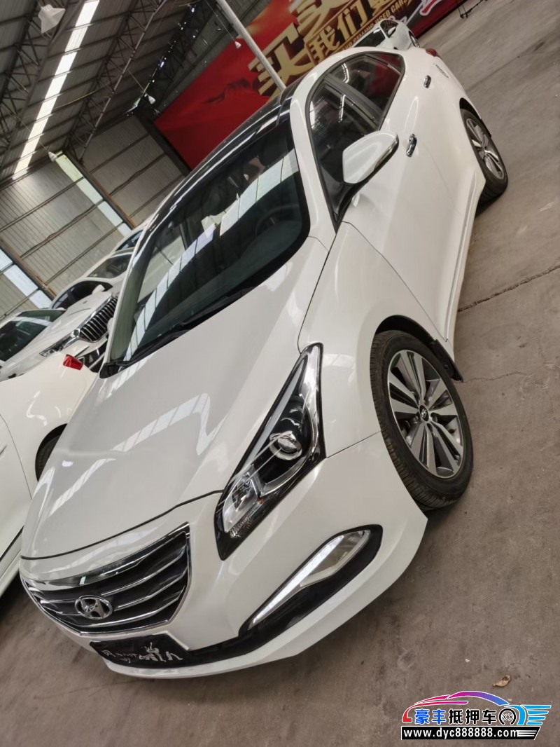 16年现代名图轿车抵押车出售