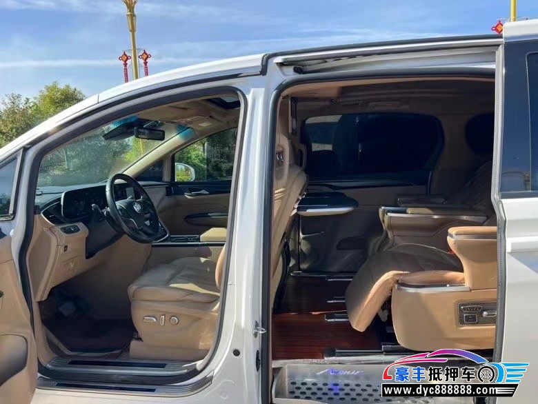 21年别克GL8轿车抵押车出售