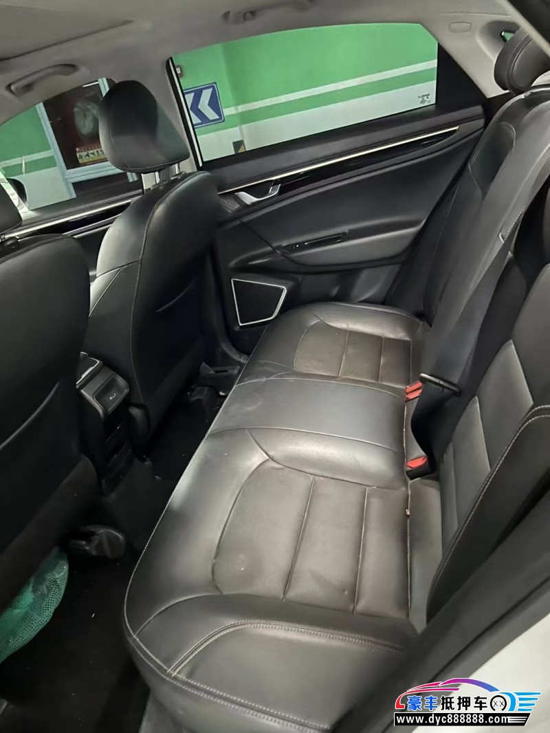 21年吉利帝豪GL轿车抵押车出售