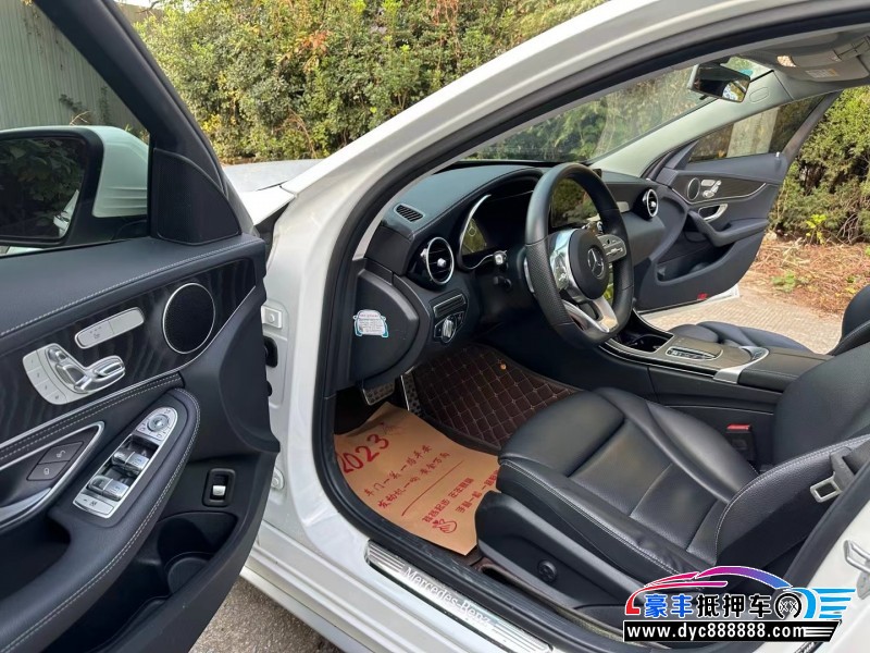 20年奔驰C轿车抵押车出售