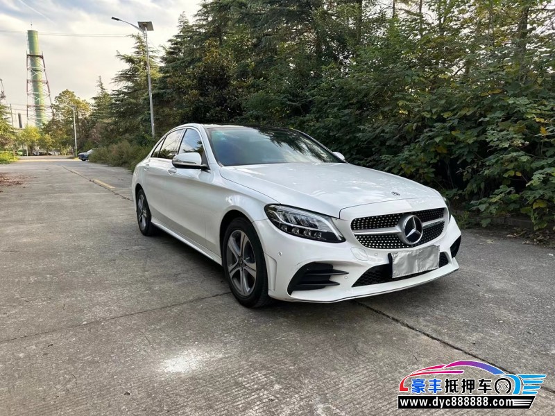 20年奔驰C轿车抵押车出售