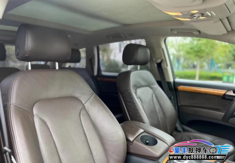 12年奥迪Q7SUV抵押车出售