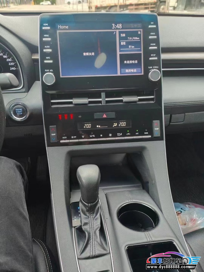 20年丰田亚洲龙轿车抵押车出售