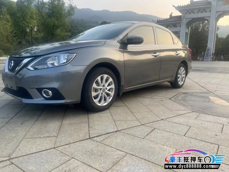 22年日产轩逸轿车抵押车出售