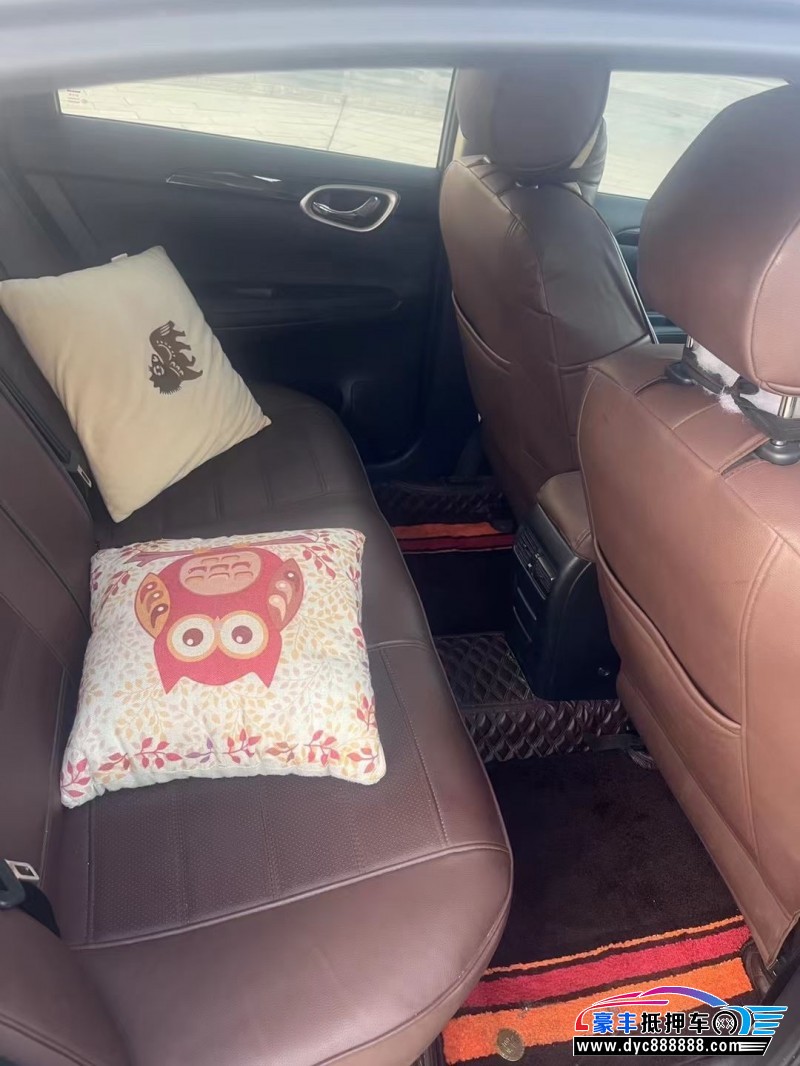 22年日产轩逸轿车抵押车出售