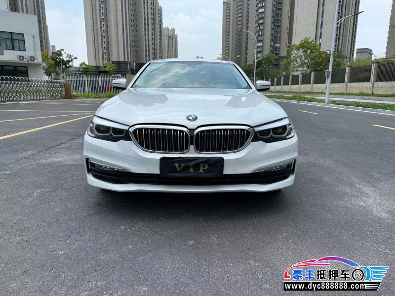 18年宝马5系轿车抵押车出售