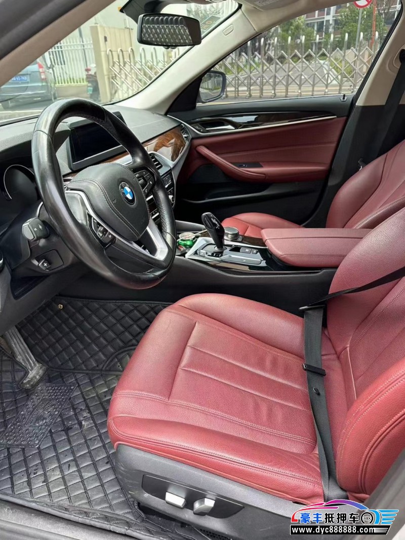 18年宝马5系轿车抵押车出售