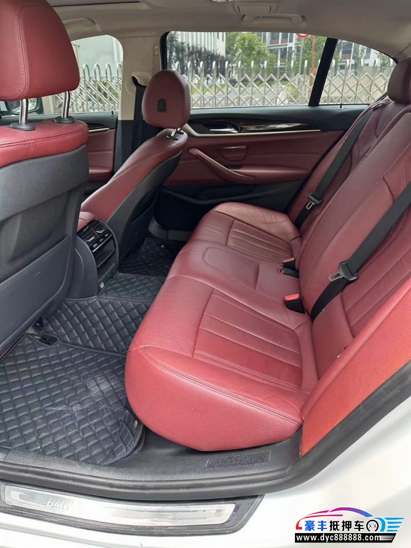 18年宝马5系轿车抵押车出售