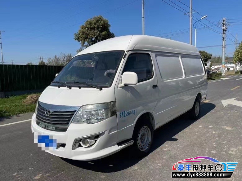 15年金龙金威轿车抵押车出售