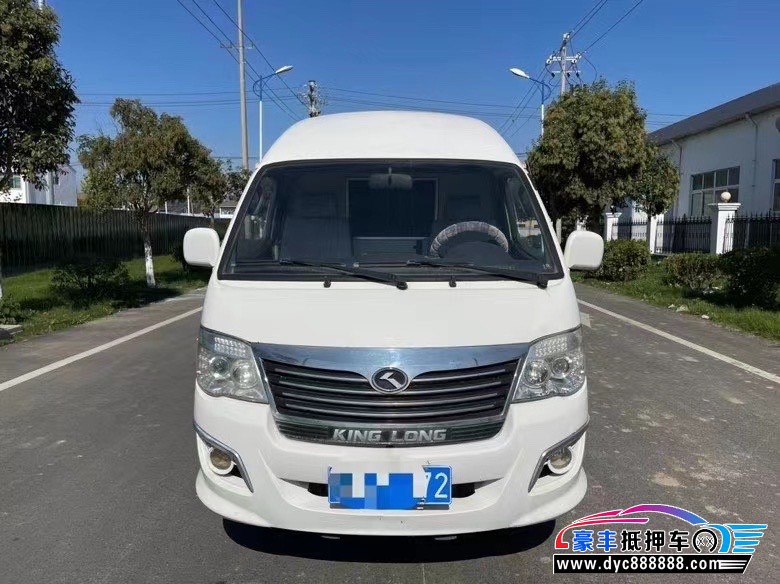 15年金龙金威轿车抵押车出售