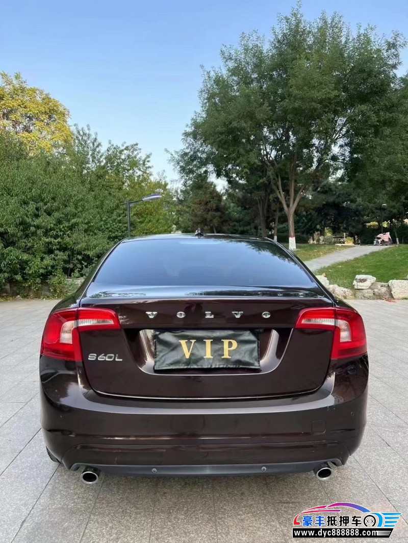 17年沃尔沃S60L轿车抵押车出售