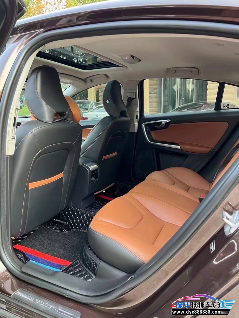 17年沃尔沃S60L轿车抵押车出售