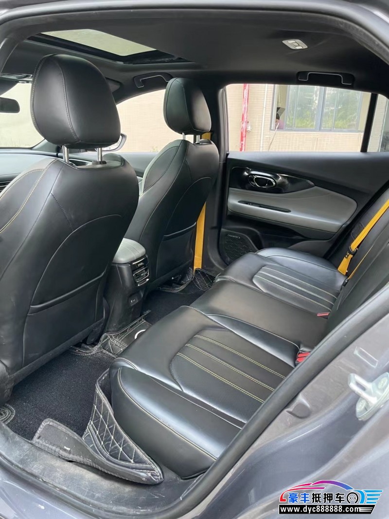 22年传祺影豹轿车抵押车出售